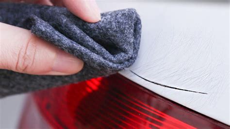 Magic cloth to remove scratches from car